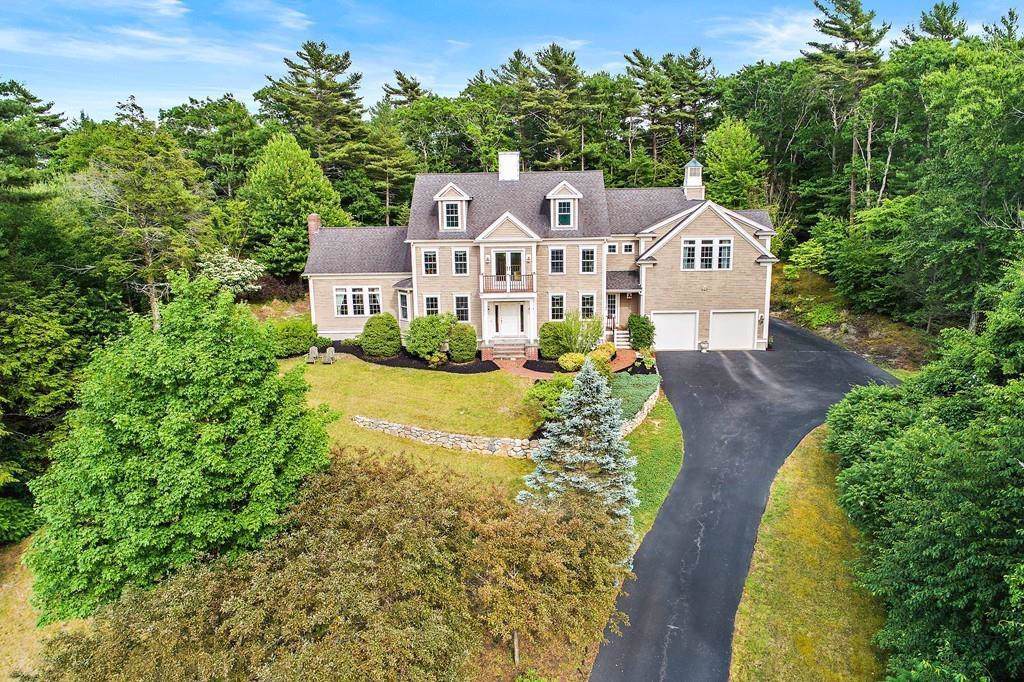 32 Fox Hill Circle - Photo 1