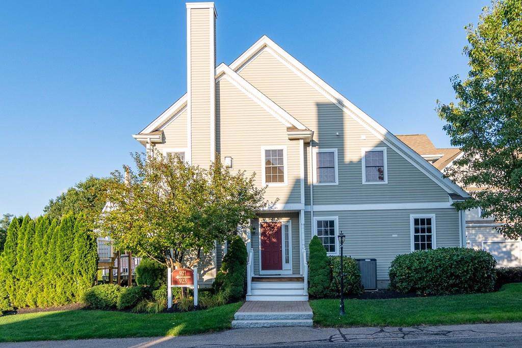 919 Hampton Way - Photo 1