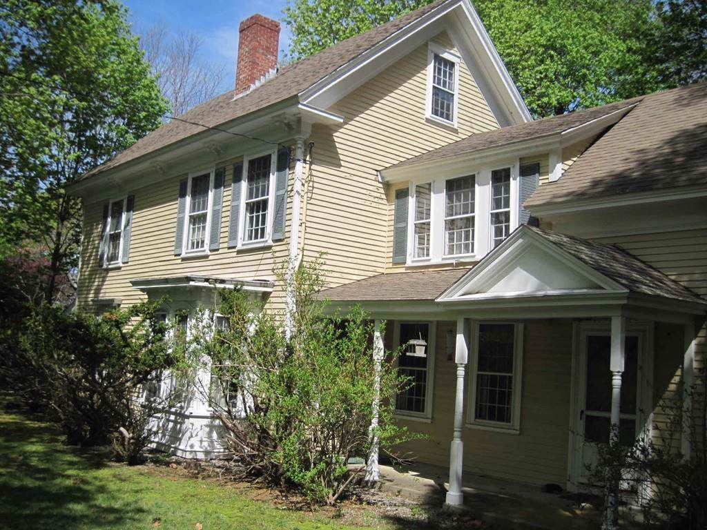 4 Crooked Meadow Ln - Photo 1