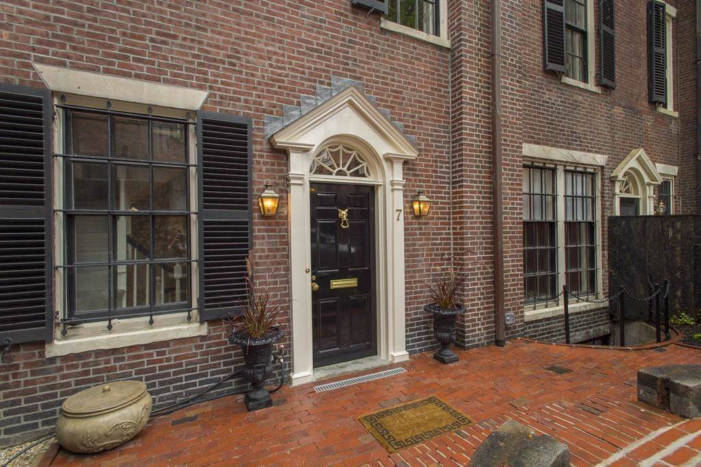 7 Willow Street - Photo 1