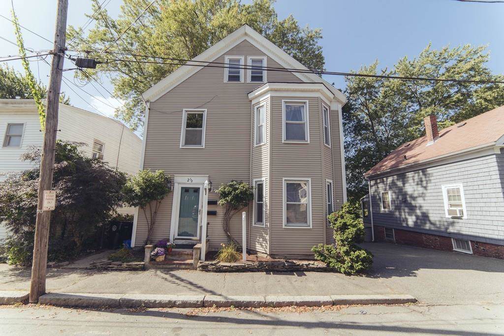 2-1/2 Friend St - Photo 1