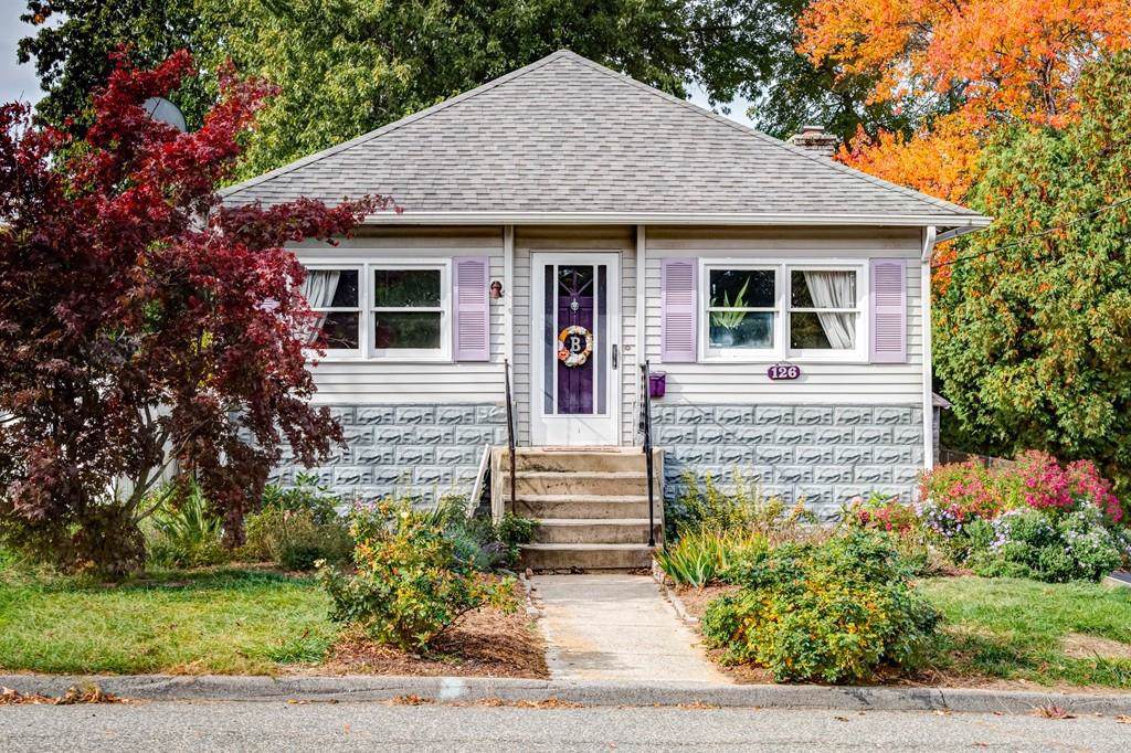 126 Royal St - Photo 1