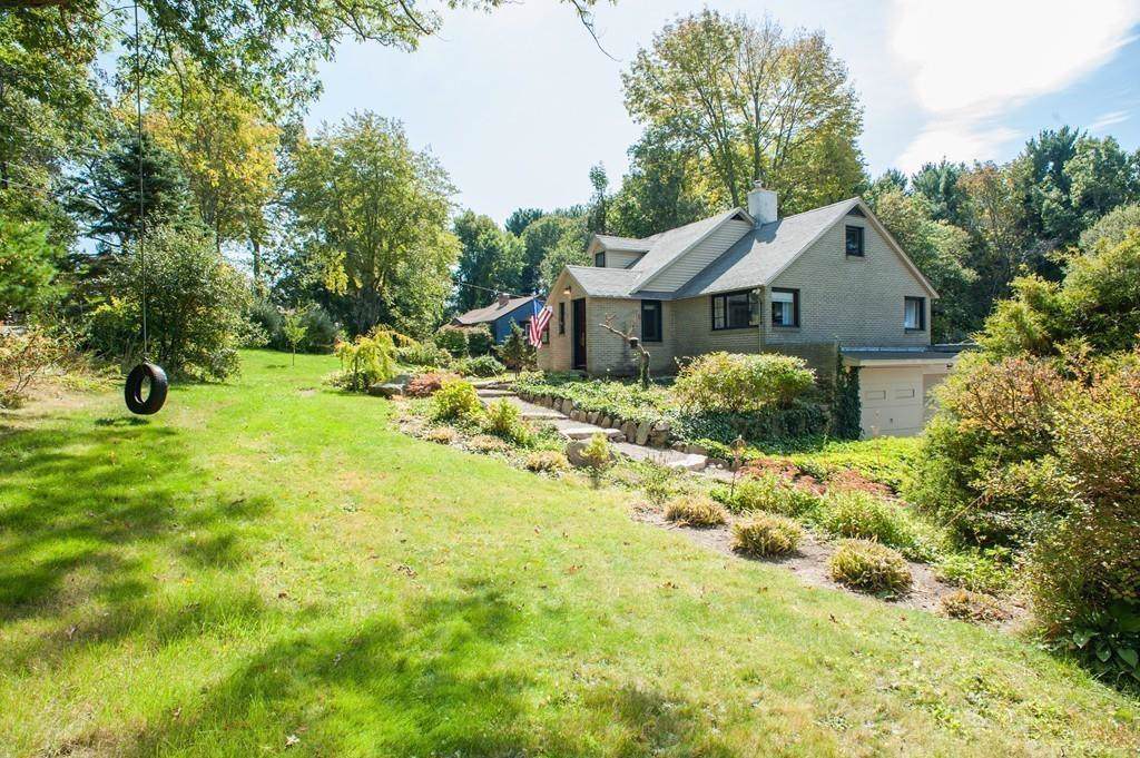 266 Kelly Rd - Photo 1
