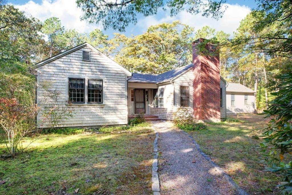 21 Lowell Road - Photo 1