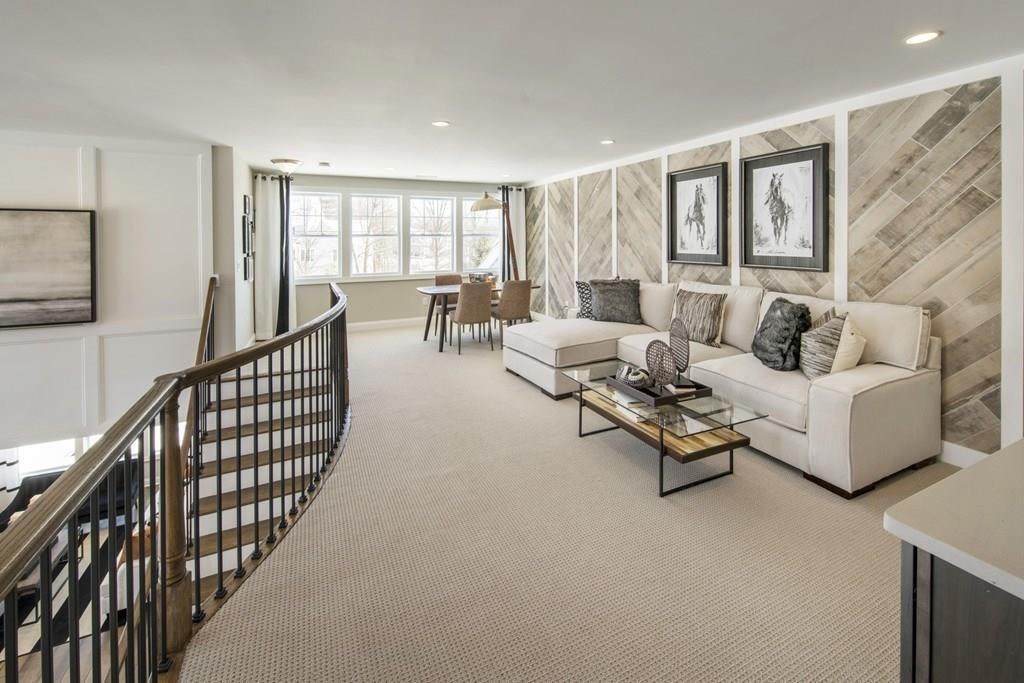 10 Diane Terrace - Photo 1