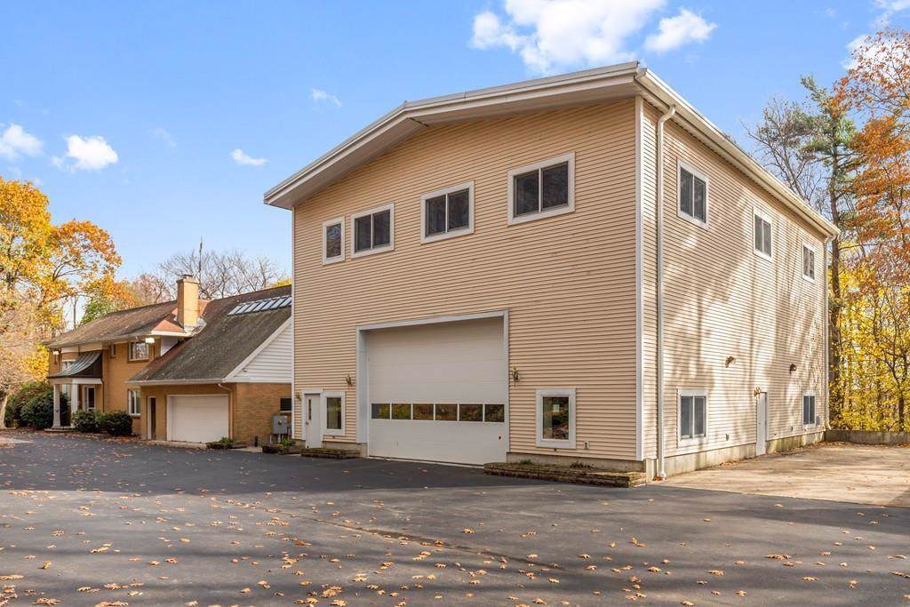 30 Montclair Drive - Photo 1