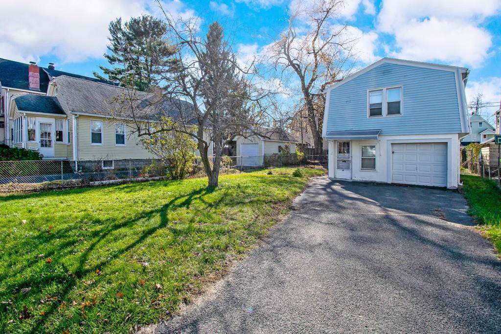 38 Cherrelyn St - Photo 1