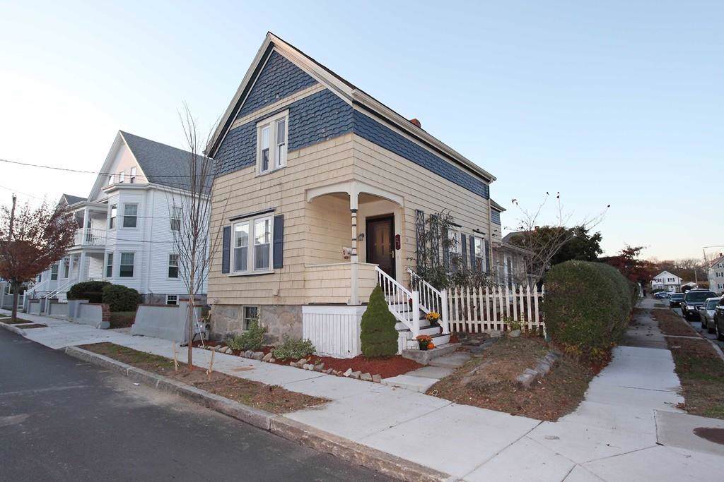 23 Grape St - Photo 1