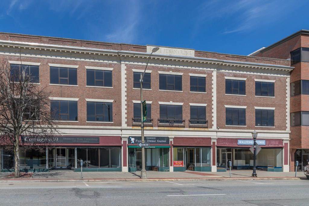 633 Main Street - Photo 1