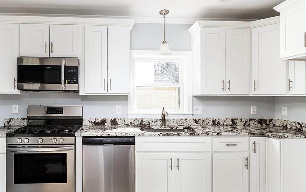 166 Wareham St - Photo 1