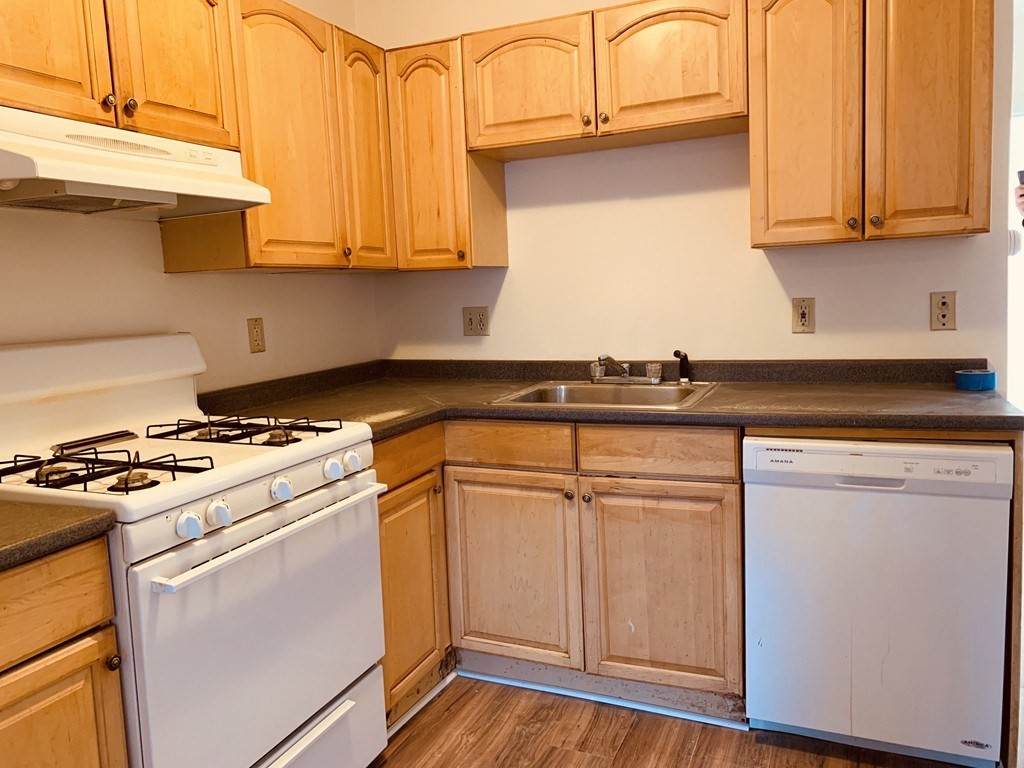 92 Hammond Street - Photo 1