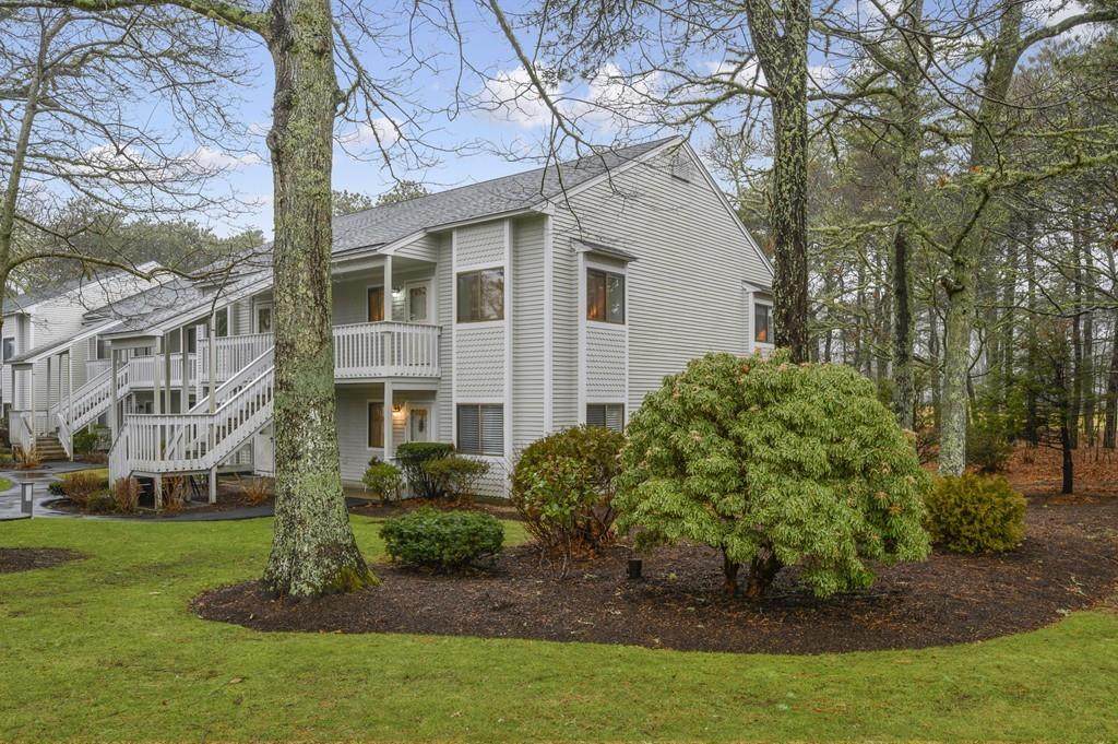 161 Eaton Ln - Photo 1