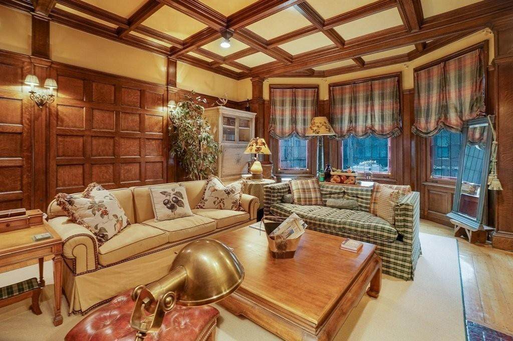 357-359 Beacon Street - Photo 1