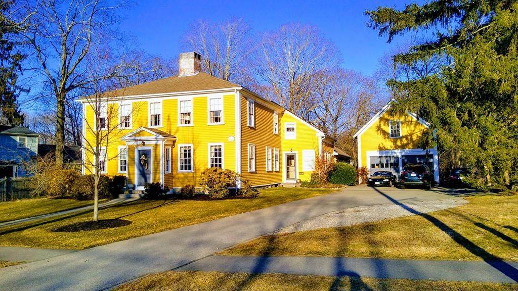 640 Main St - Photo 1