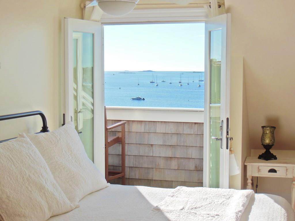 44 Lothrop Street - Photo 1