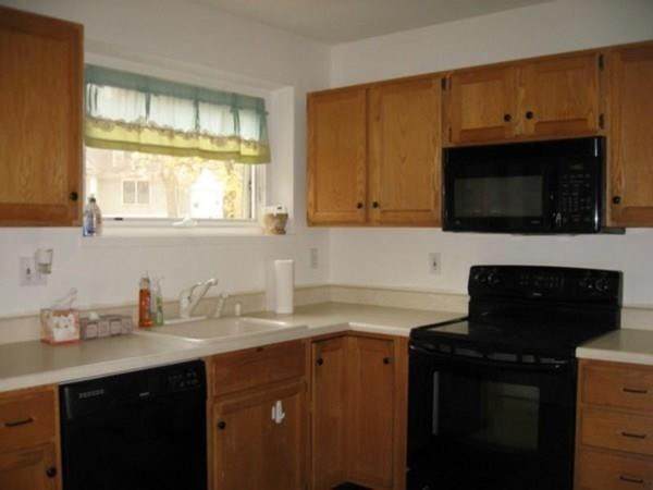 65 Norwood Ave - Photo 1