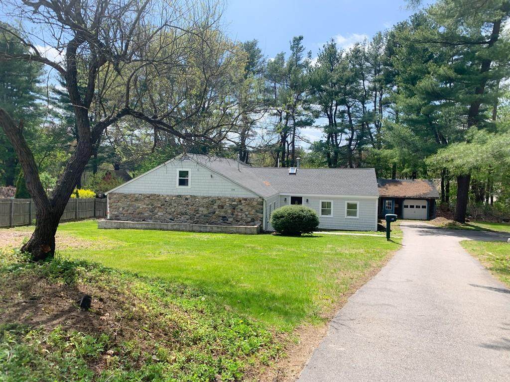 233 Plain St - Photo 1