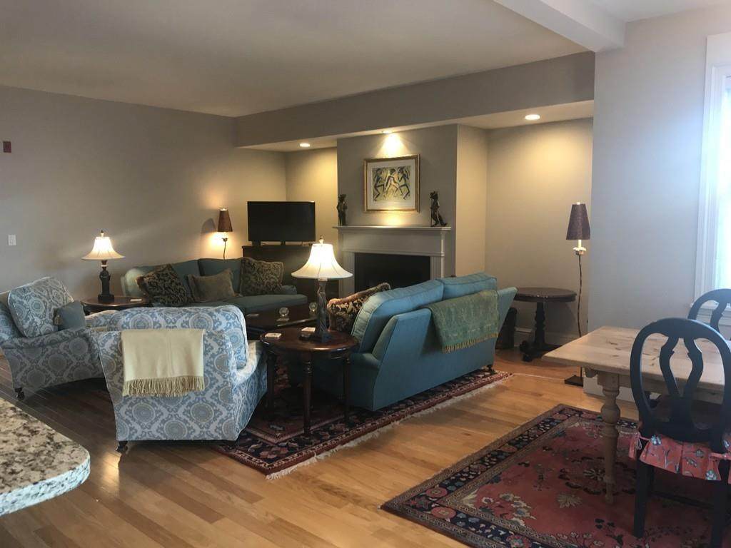 50 Waltham St - Photo 1