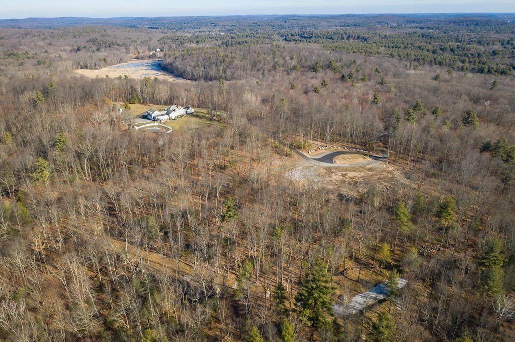 2,3,4,5 Pennie Ln - Photo 1