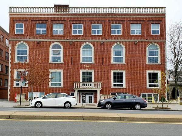2464 Massachusetts Ave - Photo 1
