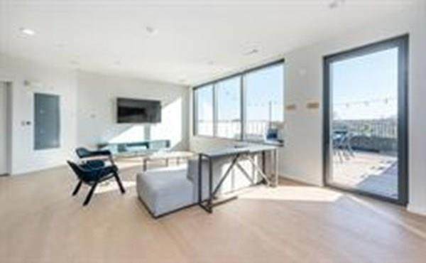 57 Quincy Shore Drive - Photo 1 57 Quincy Shore Drive - Photo 1