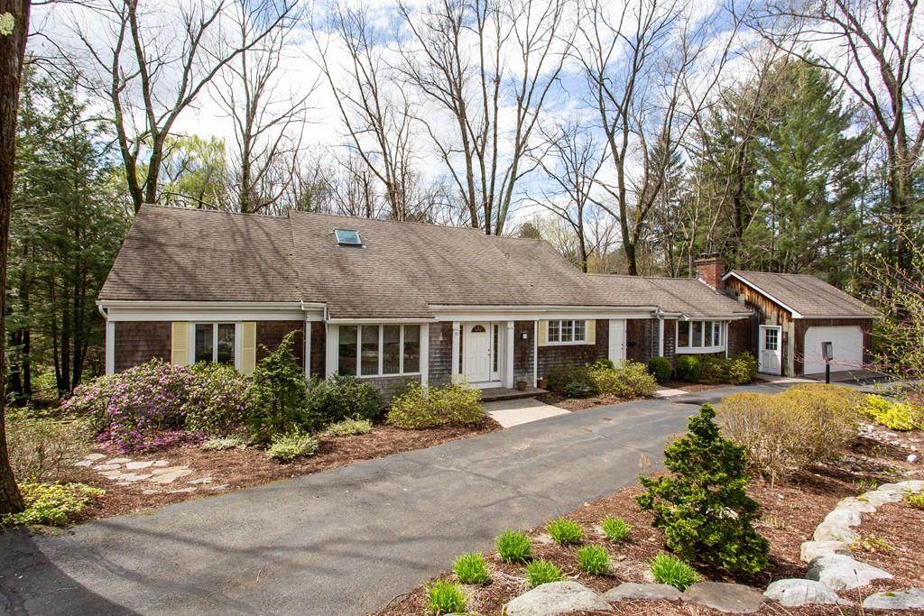 30 Academy Drive - Photo 1
