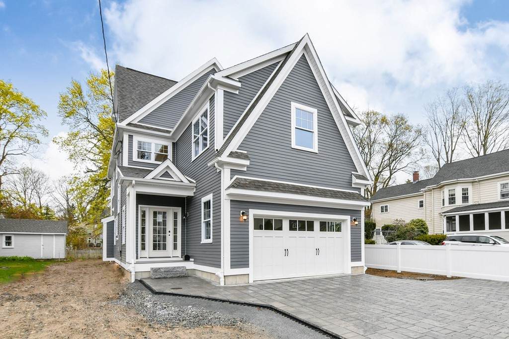 531 Washington St - Photo 1