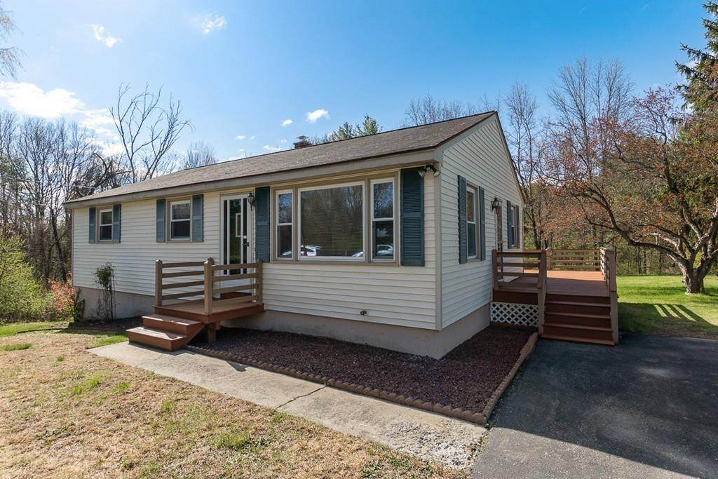 1065 Turnpike Road - Photo 1 1065 Turnpike Road - Photo 1
