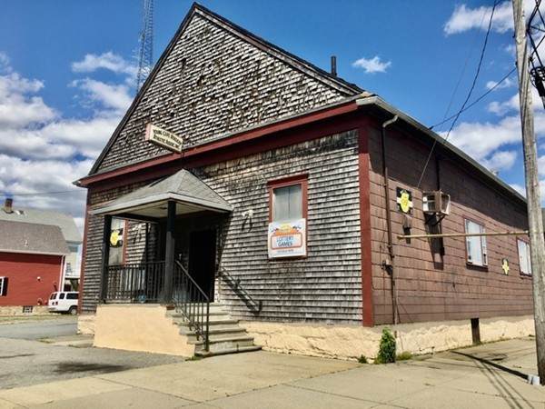 418 S. Front Street - Photo 1