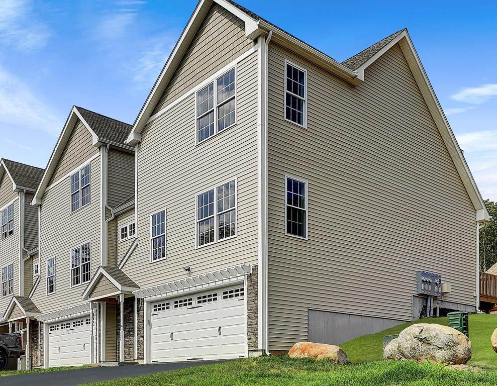 201 Hunting Hill - Photo 1