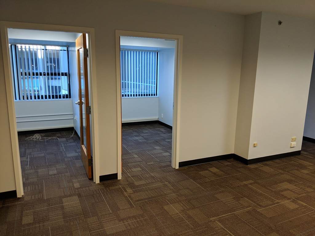 810 Memorial Dr - Photo 1