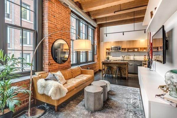 319 A St - Photo 1