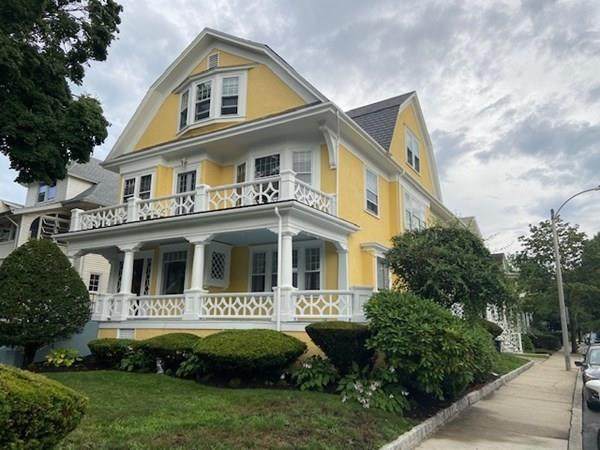 52 Powderhouse Boulevard - Photo 1
