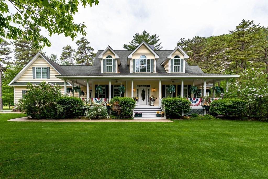 47 Fairway Dr - Photo 1