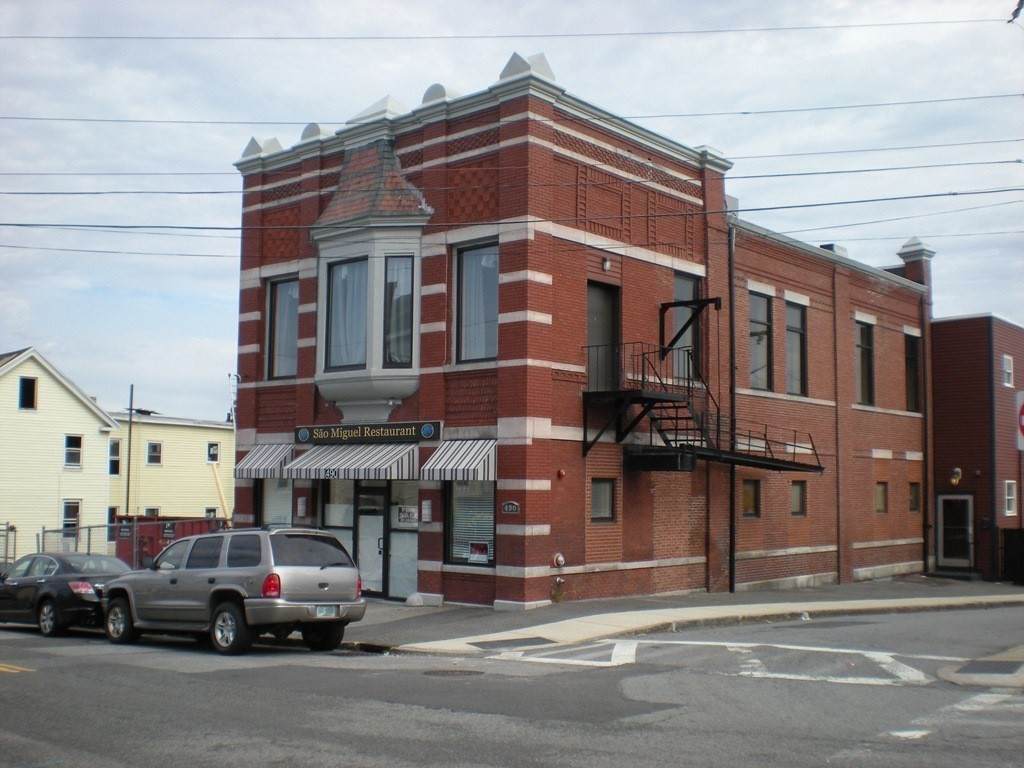 490 Central St - Photo 1