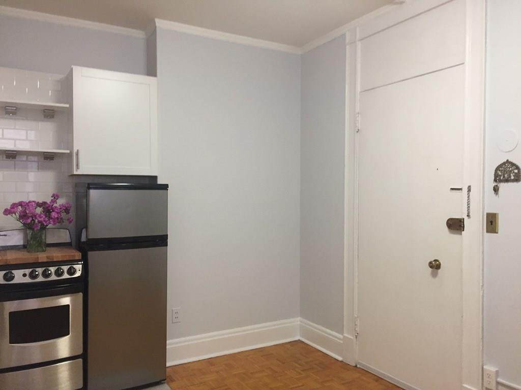 21 Beacon Street - Photo 1