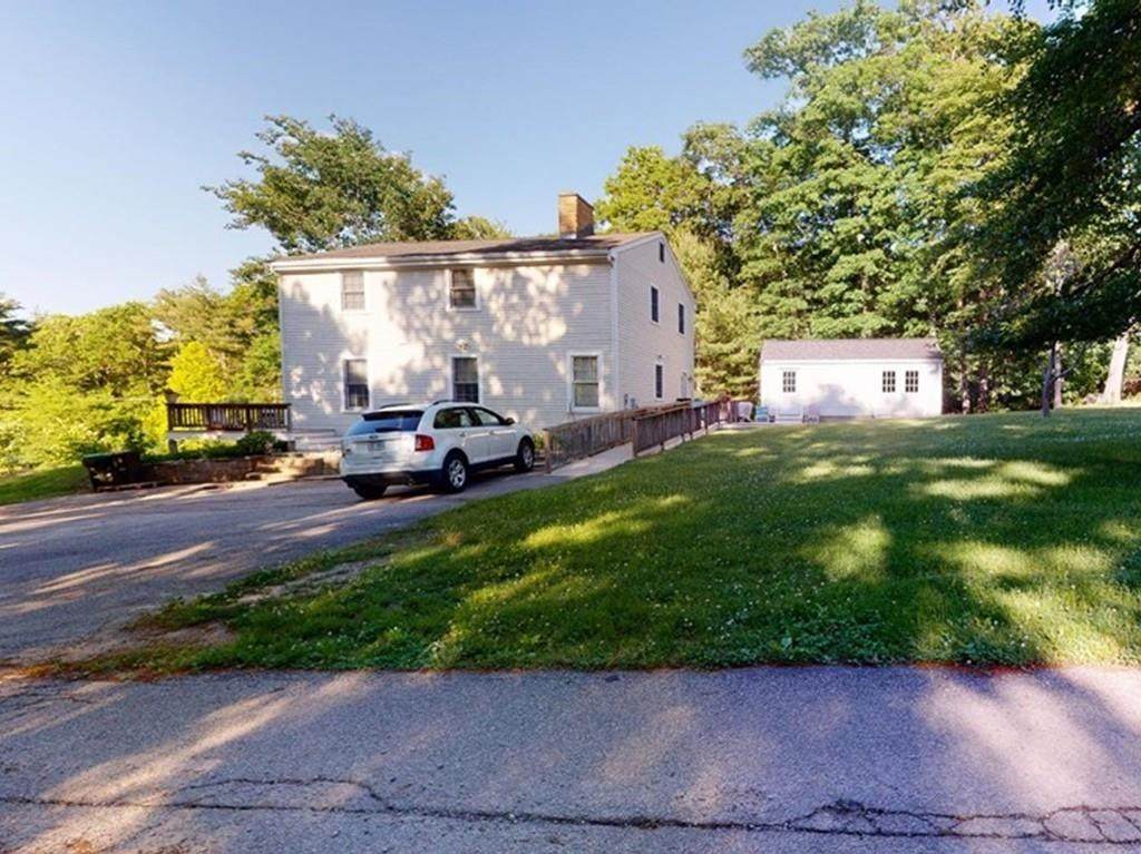 369 Pleasant St - Photo 1