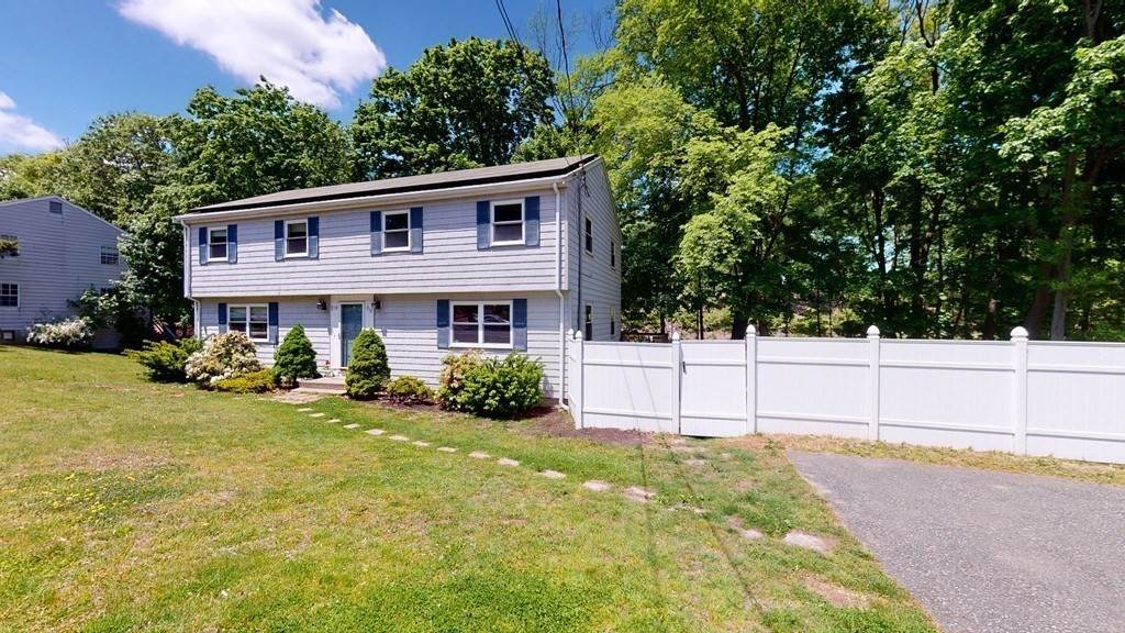 212 E Central St - Photo 1