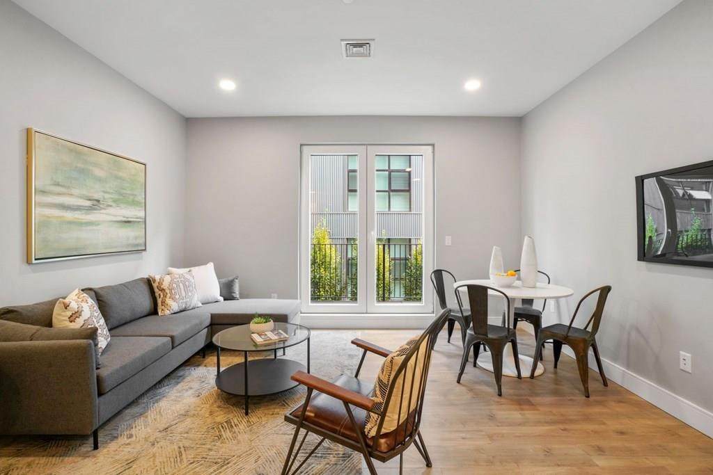 610 Rutherford Avenue - Photo 1