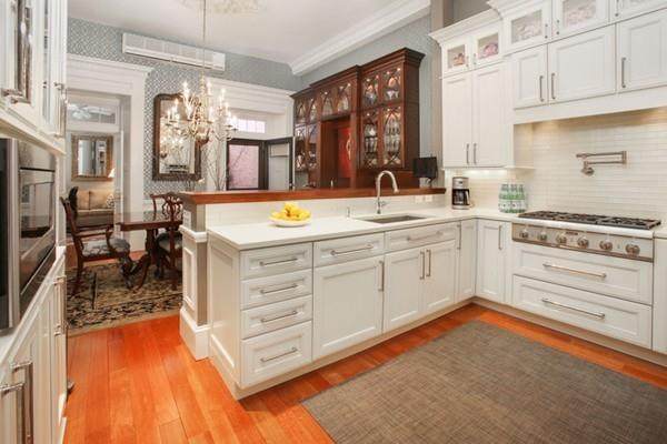 604 Massachusetts Ave - Photo 1
