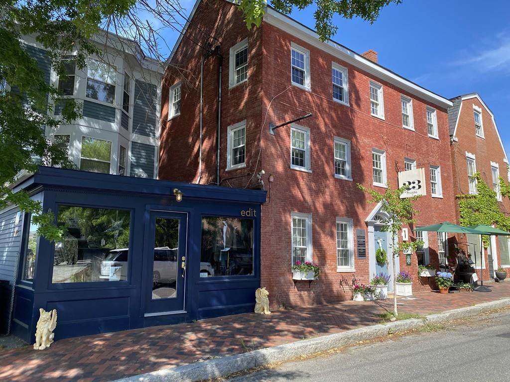 21-23 Middle St - Photo 1
