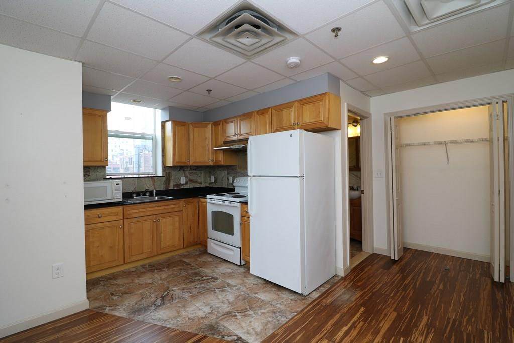 72 Kneeland - Photo 1