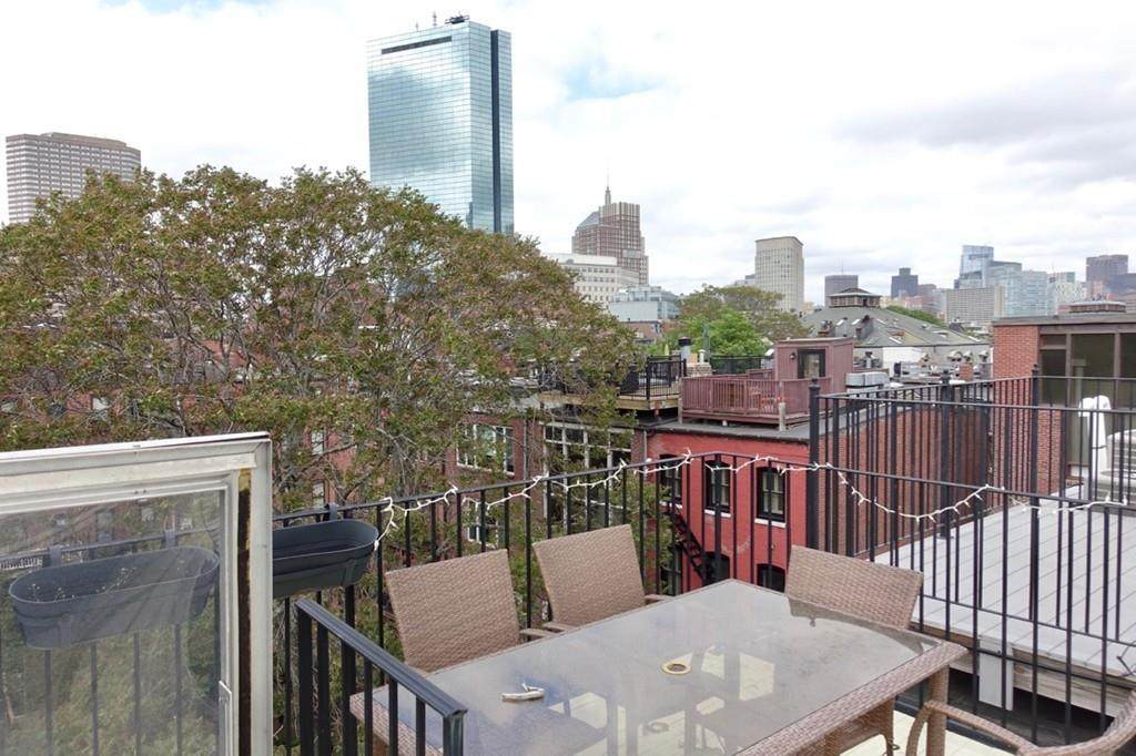 175 Warren Avenue - Photo 1