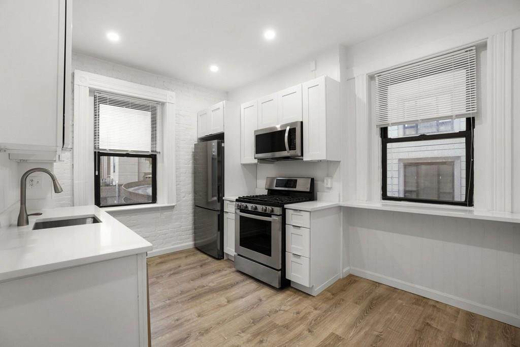 13 Garrison Street - Photo 1