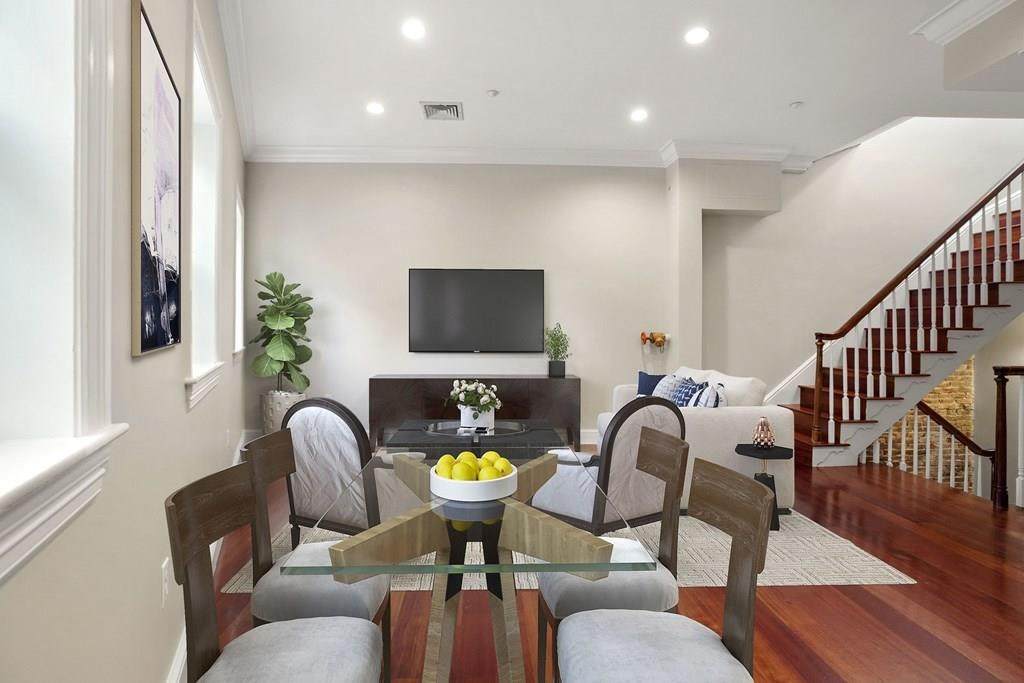 137 Salem Street - Photo 1