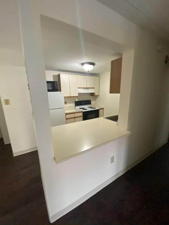 108 Peterborough St - Photo 1
