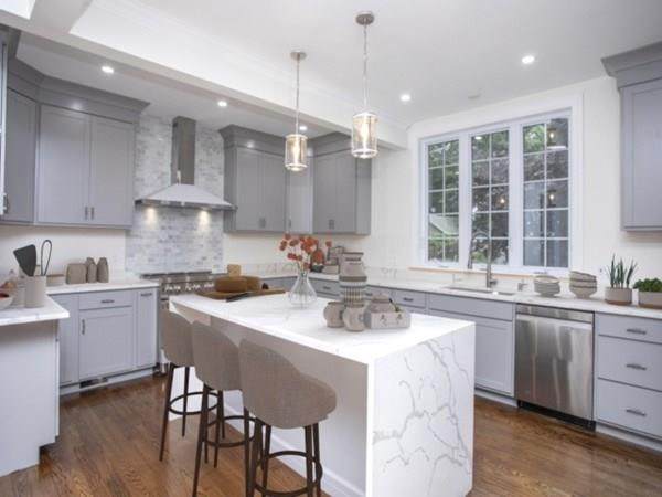 32 Lake Ave - Photo 1