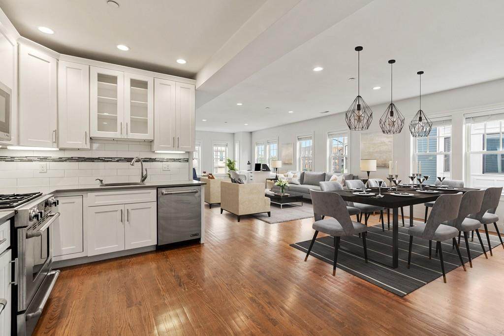 330 Dorchester St - Photo 1