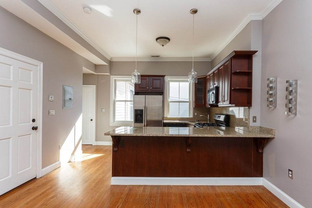 47 Baldwin St - Photo 1