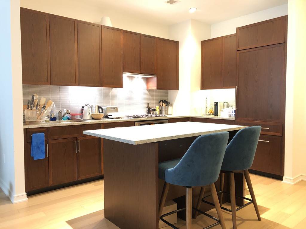 580 Washington St - Photo 1